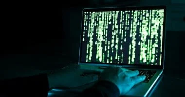 اختراق ضخم يكشف بيانات 170 ألف مريض أمريكي والشركة صامتة لعام كامل