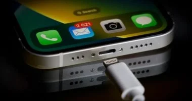 بطارية آيفون تدوم أطول مع ميزة جديدة في iOS 26