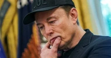 إيلون ماسك يهدد بالانسحاب من تيسلا إذا لم يحصل على الراتب