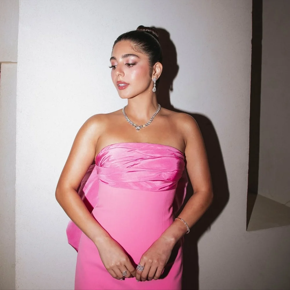 عطور تكمل أناقتك مع فساتين السهرة: نفحات فاخرة تعزز جاذبية إطلالتك