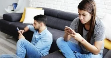 هل استخدام الذكاء الاصطناعي لحل المشاكل العاطفية يفسدها؟