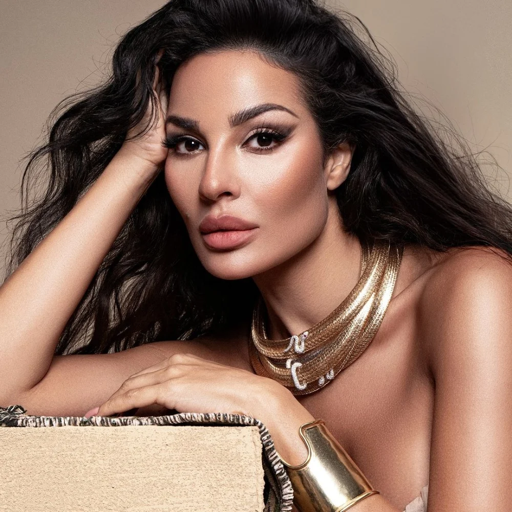 الجمال الطبيعي مقابل حقن التجميل: إشراق حقيقي أم نتائج مؤقتة