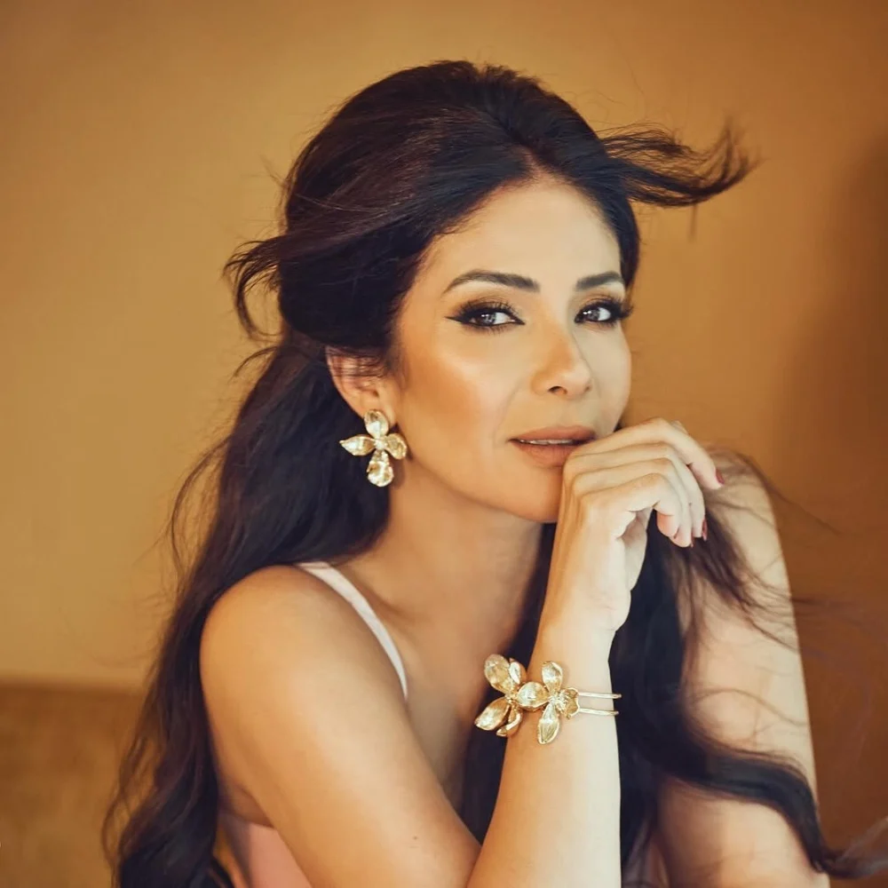 هدايا تناسب مولودة نوفمبر وتبرز جمالها.. خياراتنا