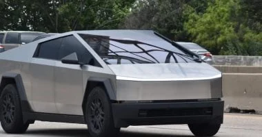 قائد برنامج سايبرتراك يغادر تسلا بعد 8 سنوات بتوقيت حساس