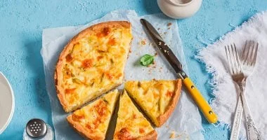 فطيرة البطاطس بالدجاج والجبن: طريقة التحضير