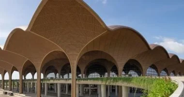 مطار بنوم بنه يعكس الهوية الكمبودية بتصميم معماري مستوحى من الطبيعة