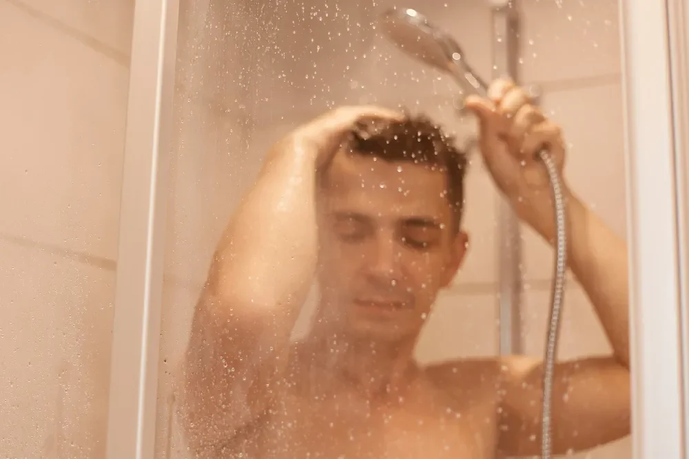 أخطار الاستحمام بالماء الساخن قد تهدد حياتك