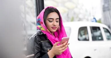 المدفوعات عبر الهاتف المحمول تزداد زخماً في أوروبا