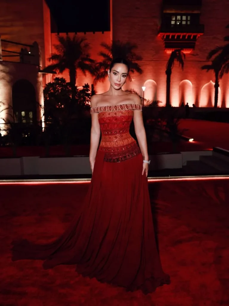 سبع نجمات يتألقن بفساتين رامي قاضي في مهرجان البحر الأحمر 2025