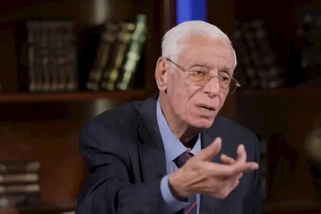 حسام موافي يحذر: تورم القدمين المفاجئ علامة على أمراض