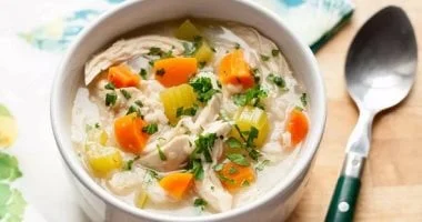 4 وصفات شوربة الفراخ: سهلة ولذيذة وتدفئك
