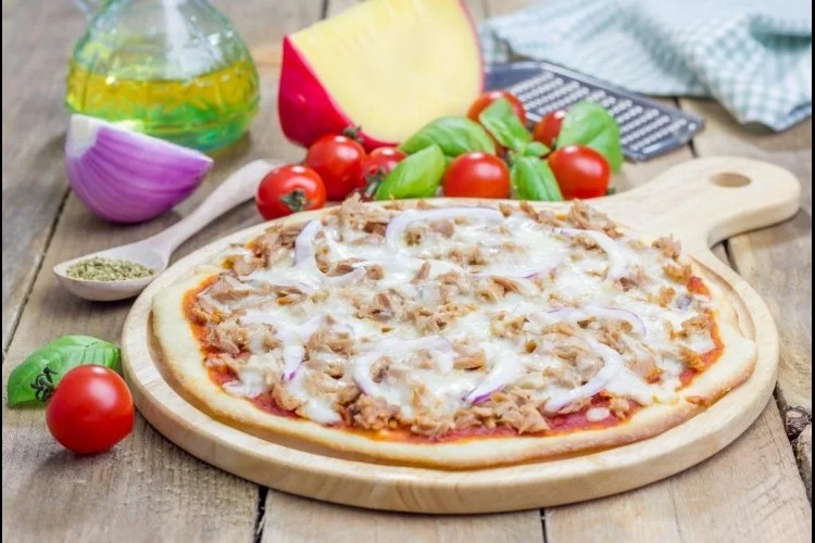 بيتزا التونة للحمية