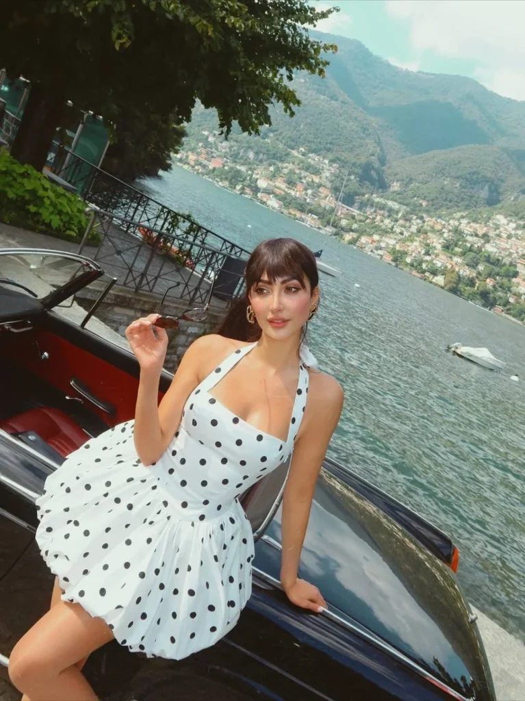 جرأة لافتة وأناقة غير تقليدية: إطلالات النجمات العربيات 2025