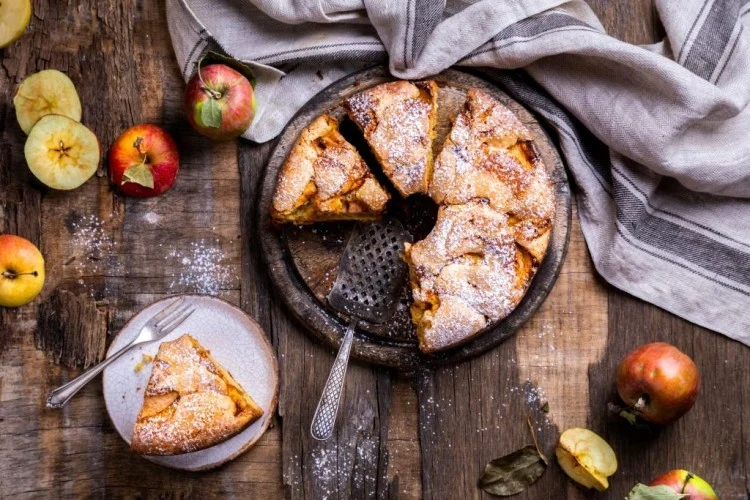 كيك تفاح خفيف