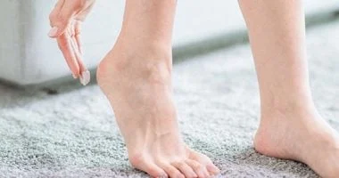 وصفات طبيعية للعناية بالقدمين لنعومة وترطيب فائق