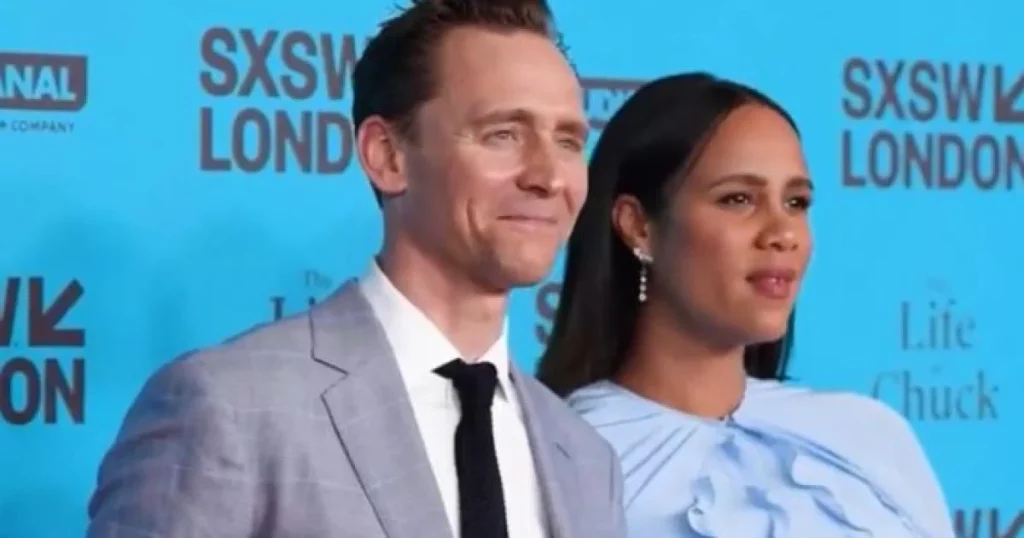 توم هيدلستون وزاوي أشتون يرحبان بمولودهما الثاني