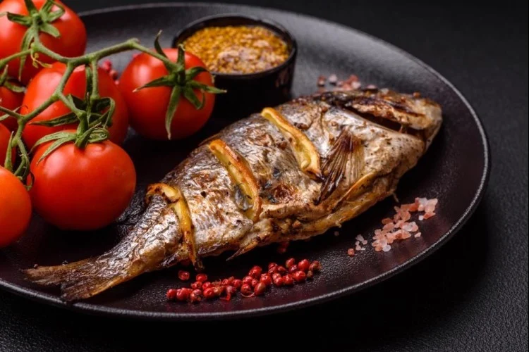 سمك مشوي مع صوص المسالا