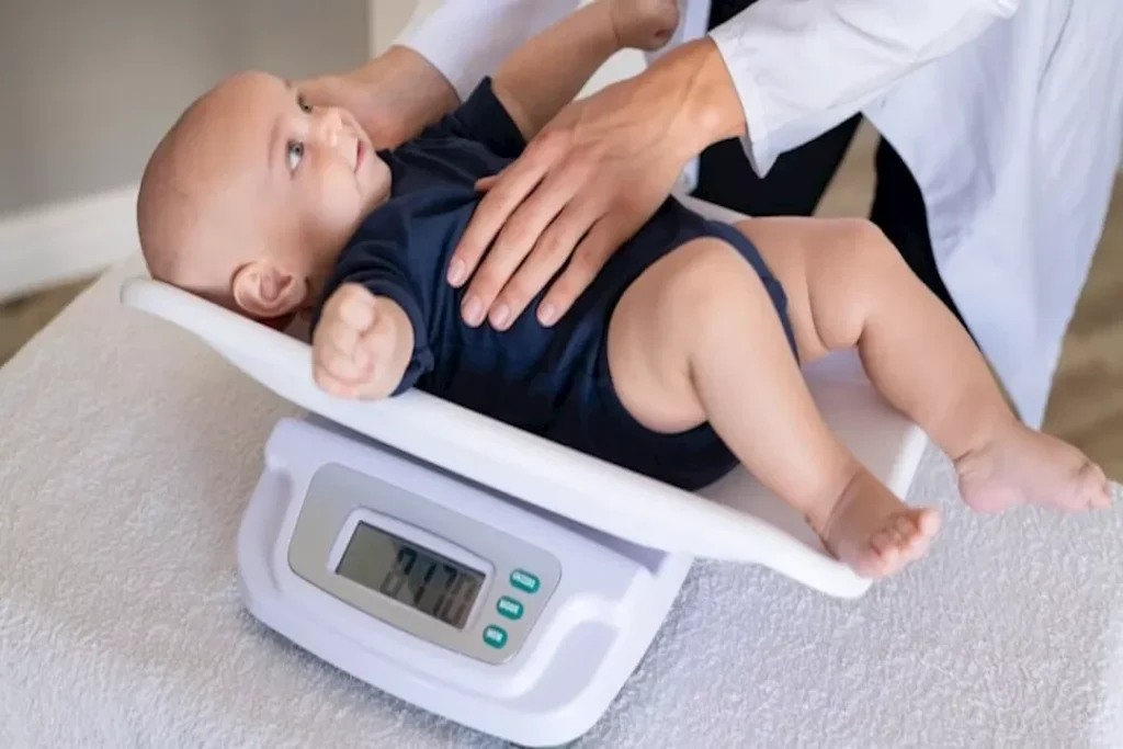 أسباب عدم زيادة وزن الطفل رغم تناول الطعام