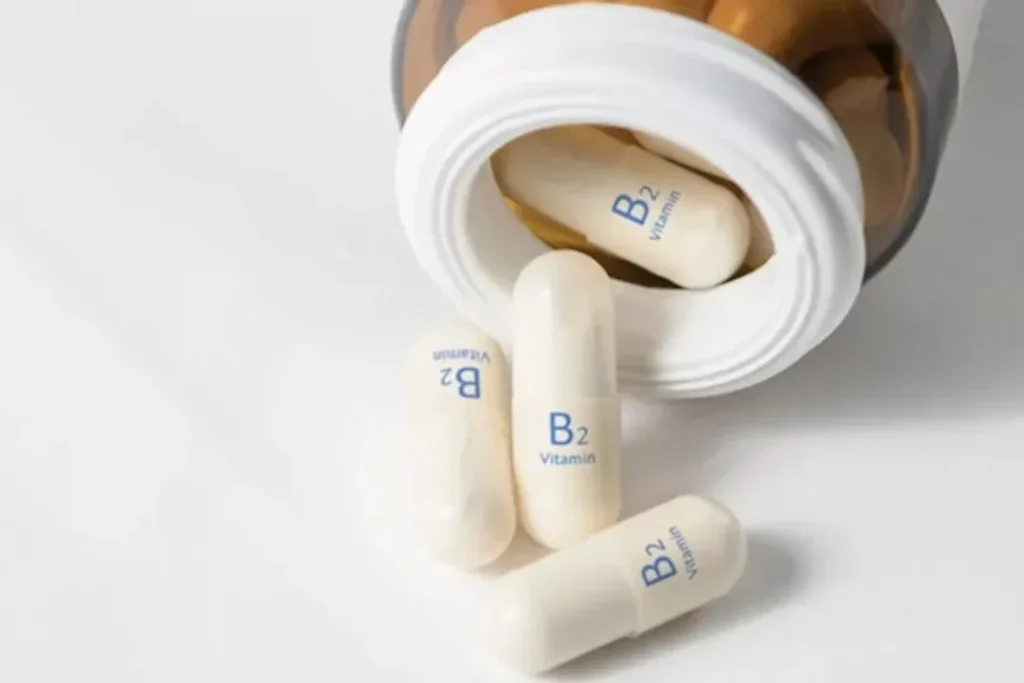 فيتامين B2: كيف يؤثر نقصه على صحتك؟