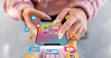 الجابون تقيد منصات التواصل الاجتماعي بدعوى حماية الأمن الوطني