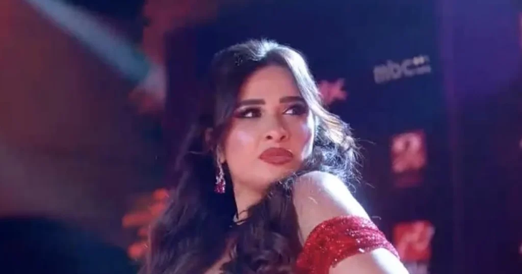 مسلسل وننسى اللي كان: الحلقة 1 و 2، أزمة الريد كاربت ومحاولة قتل