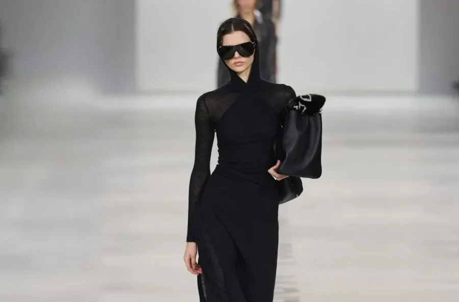 أسبوع الموضة في ميلانو لخريف وشتاء 2026-2027 يبدأ والعيون على فندي