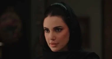 مسلسل على كلاى: ماذا تفعلين لو شريك حياتك يحبك حب امتلاك؟