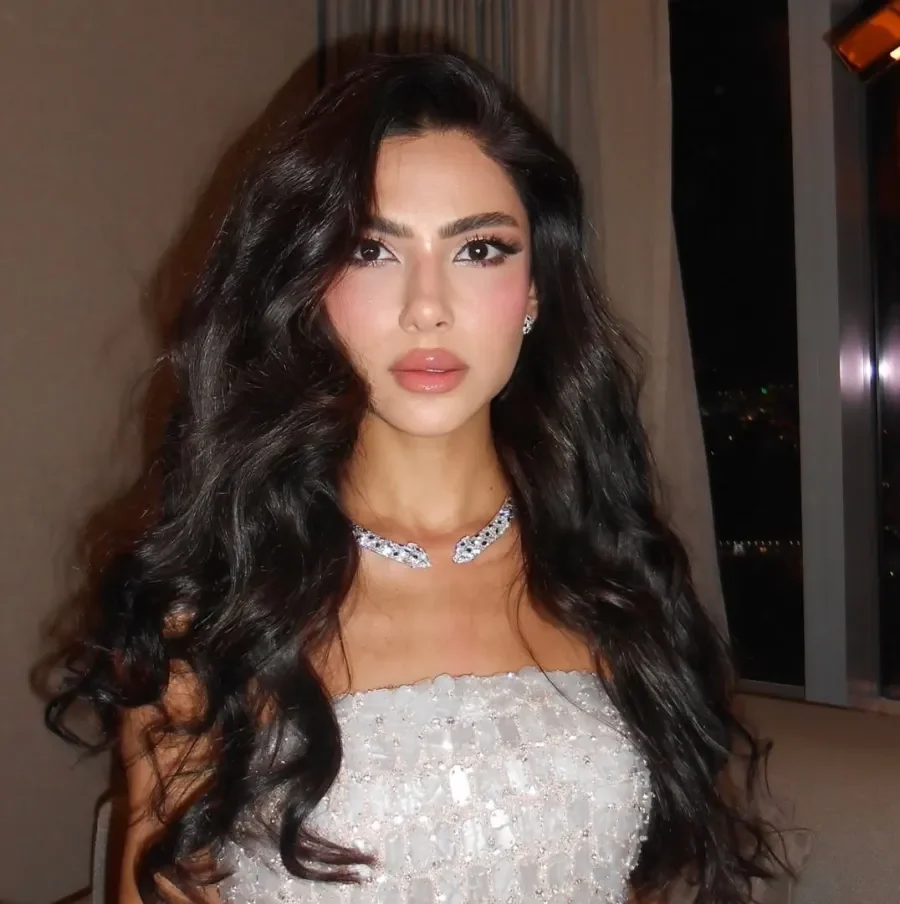 تسريحات شعر عيد الفطر 2026: خيارات ناعمة وفخمة من النجمات