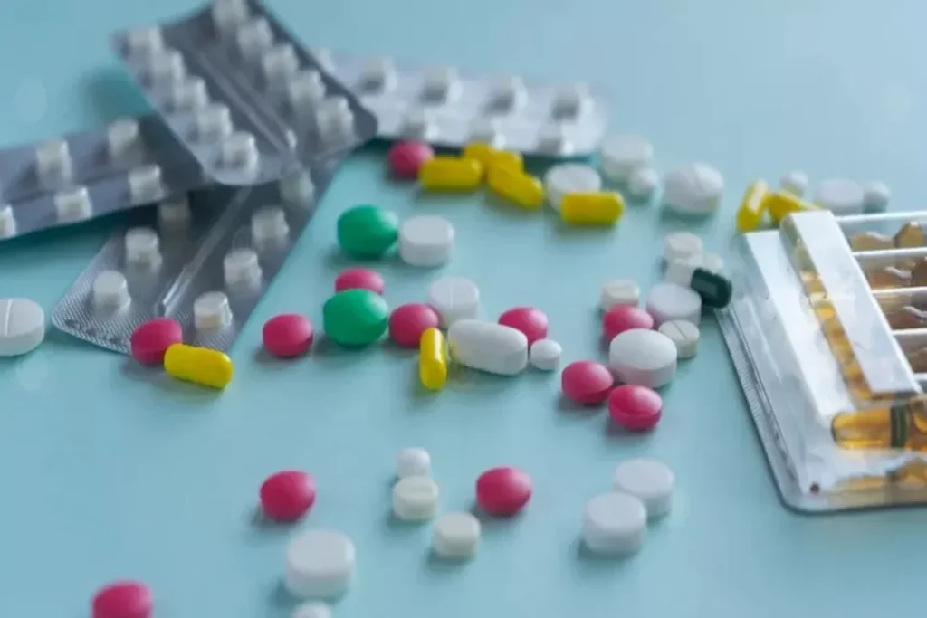 المضادات الحيوية تترك أثرا في الأمعاء لمدة 8 سنوات.. ما القصة؟