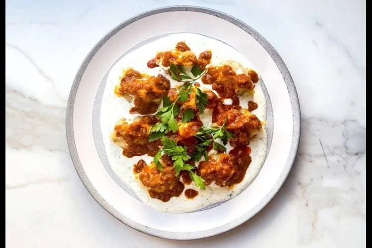 طبق مانتو أفغاني تقليدي