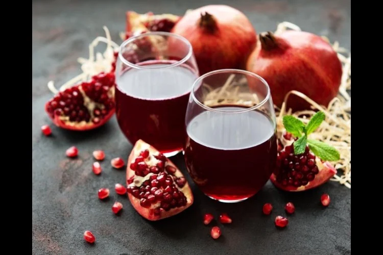 عصير رمان مركّز