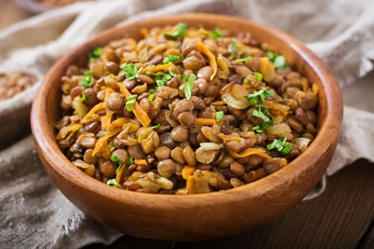 عدس مطبوخ بشكل صحي