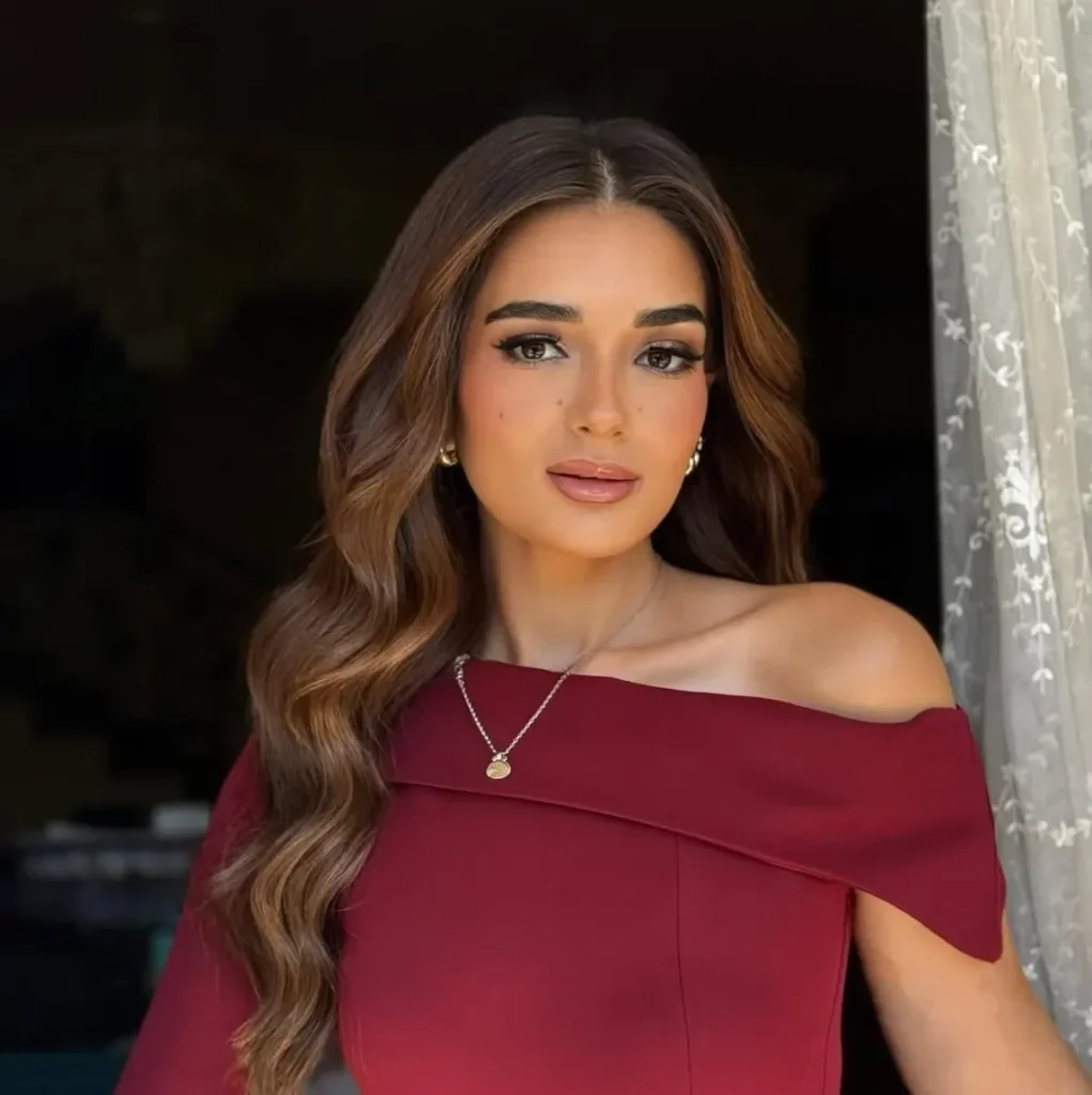 جمال أحمد زاهر بين النعومة والجاذبية