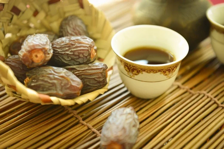 القهوة العربية بالطريقة التقليدية