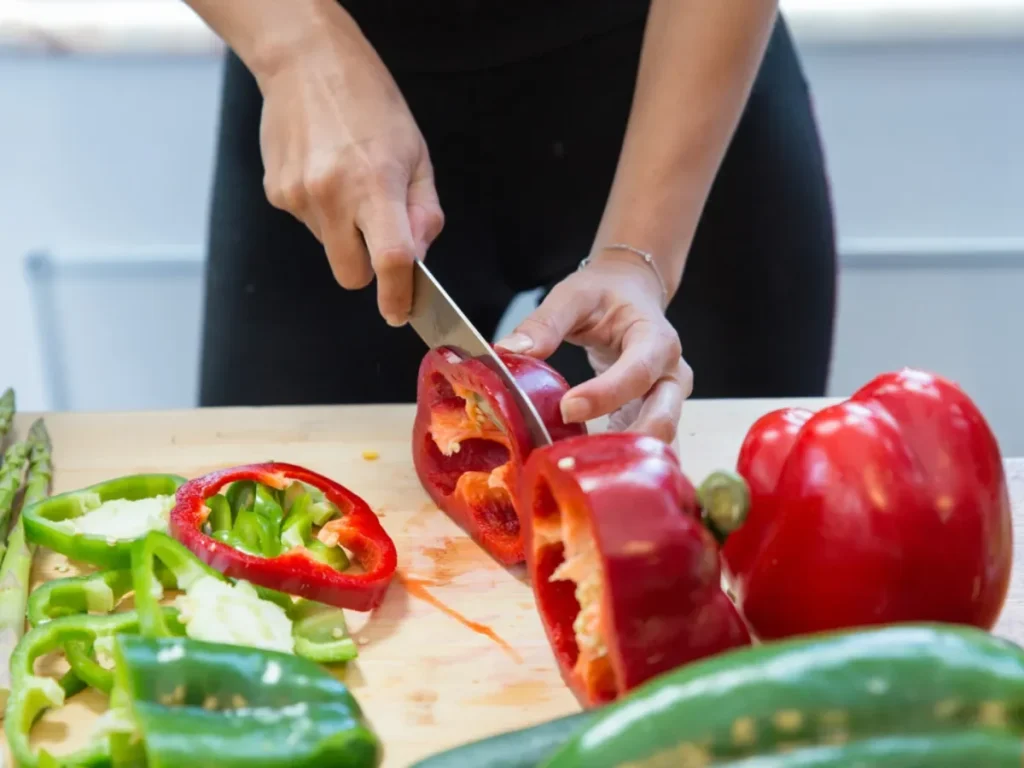 فوائد الفلفل الحلو الصحية والغذائية التي لا تعرفينها تدعم صحتك