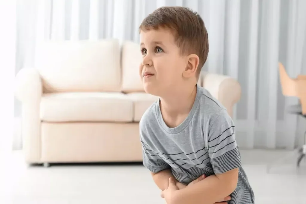 متى يصبح الإمساك خطرًا على الأطفال؟