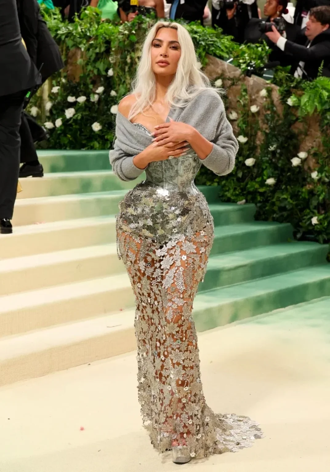 جرأة وظهور كيم كارداشيان في Met Gala