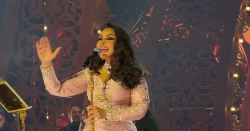 أحلام بفستان زهري بتوقيع زهير مراد في مصر