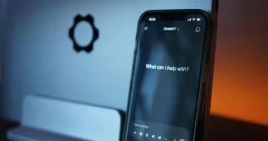لأول مرة.. ChatGPT سيخبر أصدقاءك أنك تمر بأزمة نفسية حادة