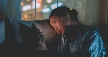 4 أوقات لا تفكر فيها في التواصل مع الإكس، حتى لو شعرت بالوحدة