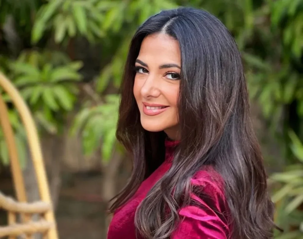 دنيا سمير غانم باكية: تجاوزت صدمة رحيل والديّ بهذه الطريقة.. وهذا ما جذبني لـ رامي رضوان